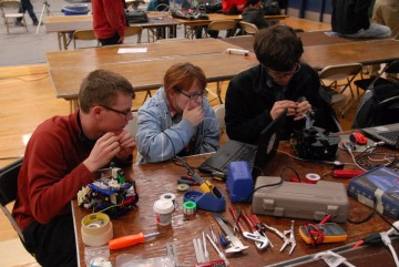 549646_332139866888644_957613046_n