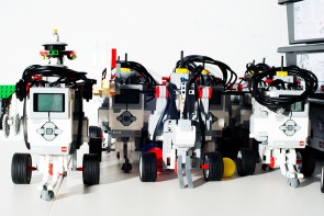 web_DSC2727_900_900_900